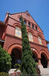 Front of Key West Museum of Art & History at the Custom House.jpg