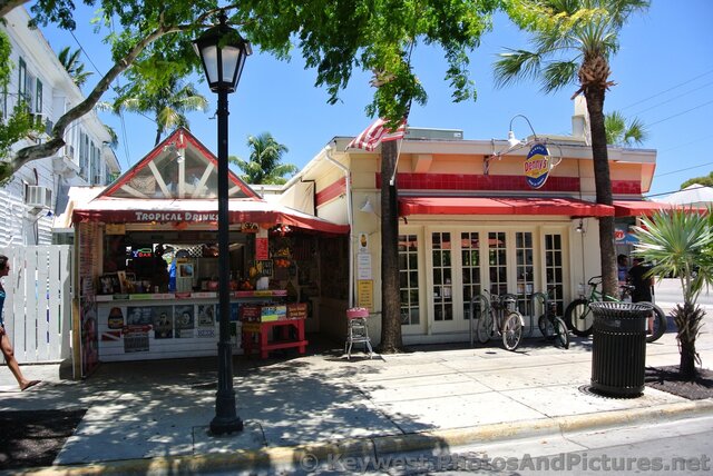 Denny's Restaurant on Duval St Key West.jpg