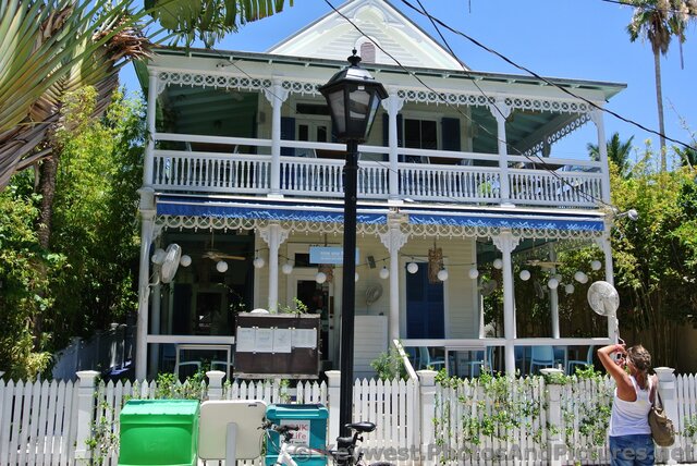 Nine One Five Restaurant Building in Key West.jpg