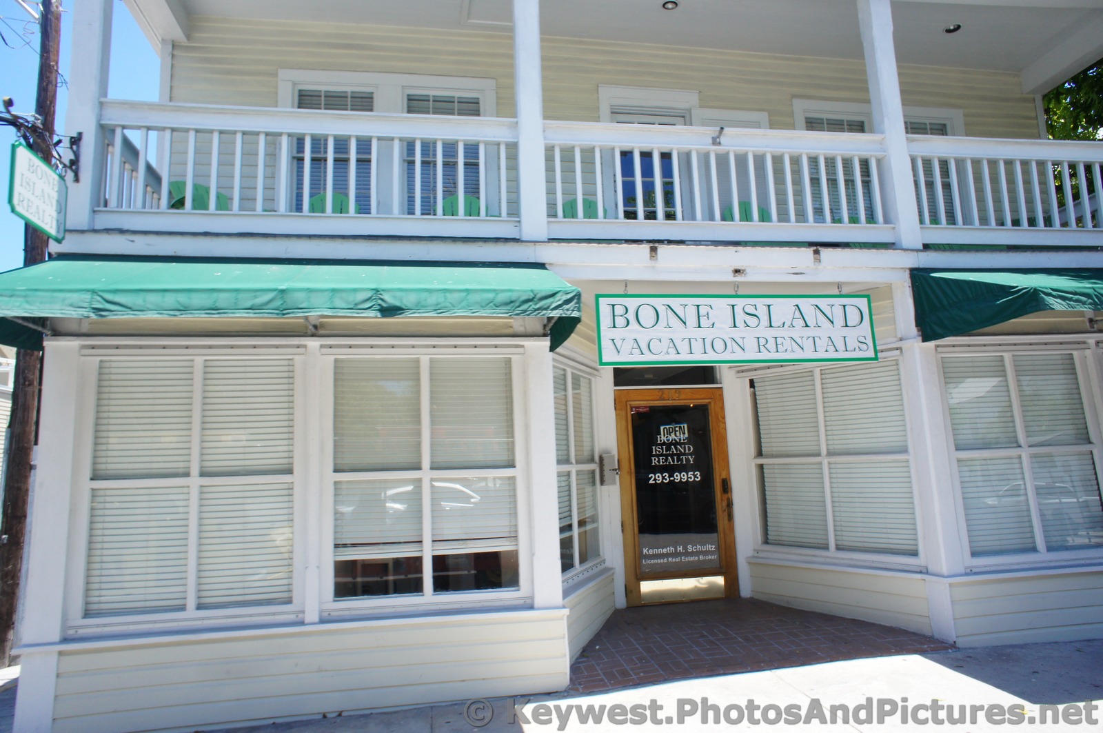 Bone Island Vacation Rentals in Key West 219 Simonton St.jpg