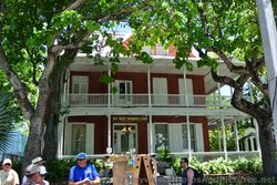 Key West Woman's Club Building Established in 1915.jpg