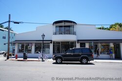 The Green Pinapple Building Key West.jpg